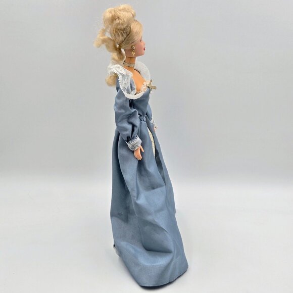 Barbie Princess Of The Danish Court Dolls Of The World 2002 56216 Doll Read - Picture 10 of 16